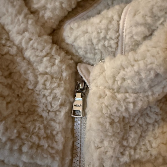 Chicago Cubs WEAR by Erin Andrews Women's Sherpa Quarter-Zip Hoodie - Cream - Picture 4 of 10